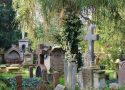 Cimetière du Montparnasse : la découverte des tombes de célébrités !
